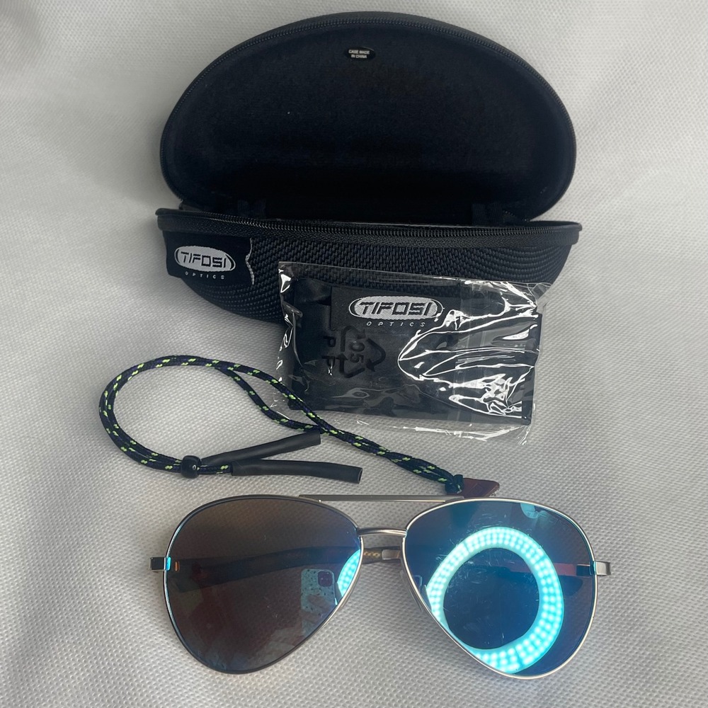 Tifosi Shwae Polarized Aviator Sunglasses Midnight Gold Metal Frame Rainbow Lens